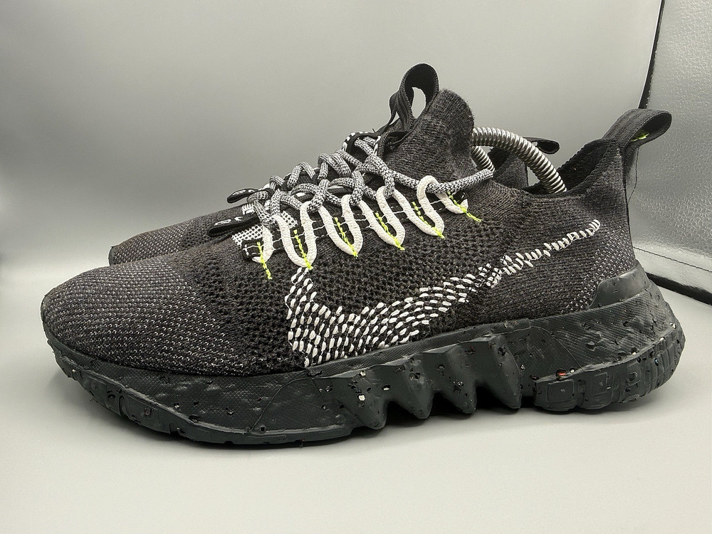 NIKE SPACE HIPPIE 01 'Black Volt' Running Athletic Shoes Sneakers Men's Size 8